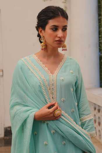 Karaj Jaipur_Blue Chanderi, Shantoon V-neck Embroidered Kurta Set _Online_at_Aza_Fashions