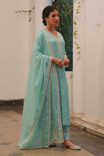 Buy_Karaj Jaipur_Blue Chanderi, Shantoon V-neck Embroidered Kurta Set _Online_at_Aza_Fashions