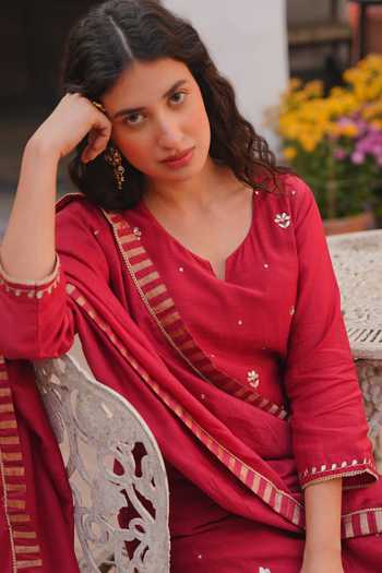 Shop_Karaj Jaipur_Red Chanderi Round Neck Hand Embroidered Kurta Set _Online_at_Aza_Fashions