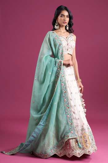 Buy_Samyukta Singhania_Cream Tissue Sweetheart Neck Sequins Embroidered Lehenga Set _Online_at_Aza_Fashions
