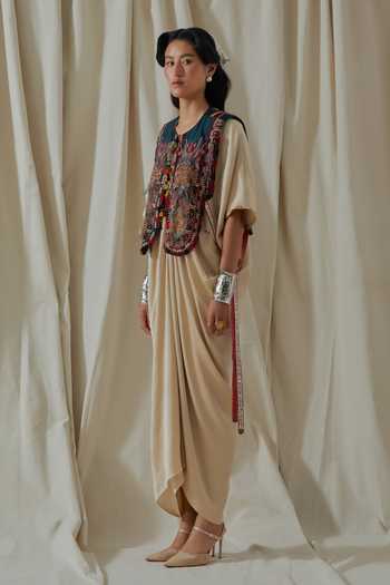 Buy_Aseem Kapoor_Beige Silk, Satin V-, Round Zuri Embroidered Kaftan With Gilet 