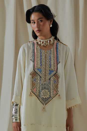 Buy_Aseem Kapoor_White Silk Embroidery, Beads, Tassels Round Mitra Placement Kurta And Palazzo Set 