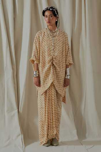 Aseem Kapoor_Beige Crepe Round Neck Printed Kurta And Skirt Set _Online_at_Aza_Fashions