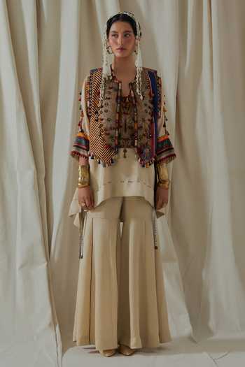 Buy_Aseem Kapoor_Beige Silk, Satin Split V-, Open Zuri Embroidered Gilet Trouser Set 