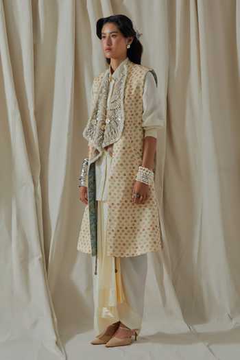 Buy_Aseem Kapoor_Beige Collared Hina Printed Trench Coat _Online_at_Aza_Fashions