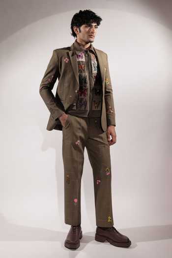 Buy_Jubinav Chadha_Olive Green Linen Floral Embroidered Blazer 