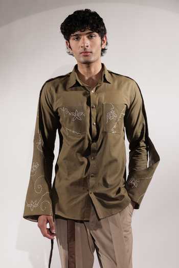 Buy_Jubinav Chadha_Olive Green Linen Handwritten Kantha Shirt 