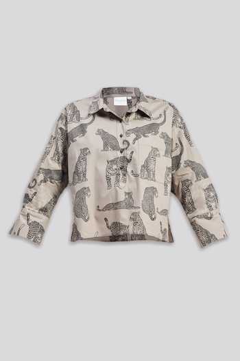 Shop_Reistor_Grey Cotton Collared Animal Print Cropped Shirt 