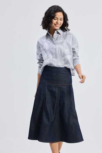 Shop_Reistor_Navy Linen Collared Animal Print Shirt 