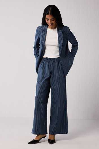 Reistor_Blue Cotton, Spandex Notched Neck The Weekday Stripe Pattern Blazer _at_Aza_Fashions