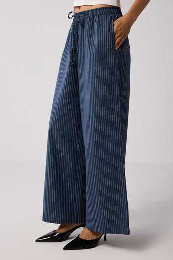 Reistor_Blue Cotton, Spandex Weekday Plain Blazer And Pant Set _at_Aza_Fashions