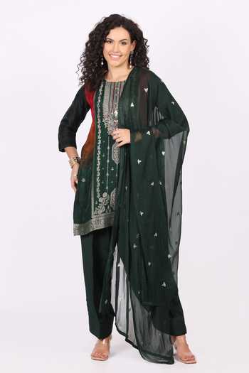 Shop_Soniya G_Green Cotton, Crepe Round Neck Embroidered Straight Kurta Set 