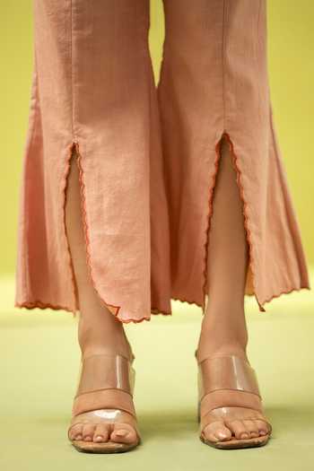 Vaani Beswal_Pink Cotton Round Neck Farmhouse Handwoven Pleated Top And Pant Set _Online_at_Aza_Fashions