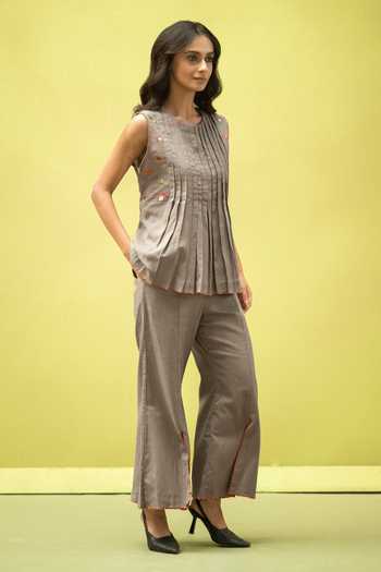 Vaani Beswal_Grey Cotton Round Neck Farmhouse Handwoven Top And Pant Set _Online_at_Aza_Fashions
