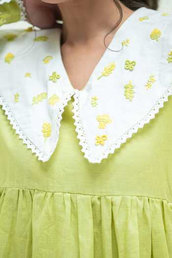Buy_Vaani Beswal_Green Cotton V-neck Waddler Handwoven Short Dress _Online_at_Aza_Fashions