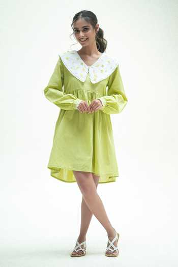 Vaani Beswal_Green Cotton V-neck Waddler Handwoven Short Dress _at_Aza_Fashions