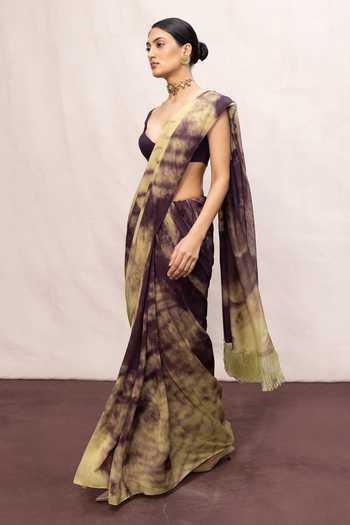Ekaya Banaras_Green Chiffon Printed Saree With Running Blouse _Online_at_Aza_Fashions