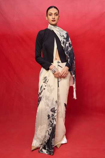 Ekaya Banaras Placement Printed Saree With Running Blouse 