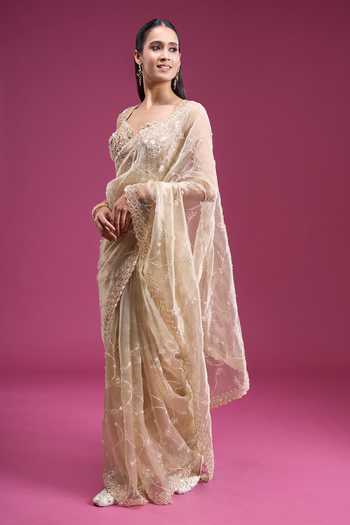 Buy_Samyukta Singhania_Gold Organza, Tissue Sweetheart Neck Handwork Saree With Embroidered Blouse _Online_at_Aza_Fashions