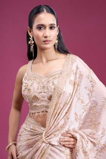 Samyukta Singhania_Gold Organza, Tissue Sweetheart Neck Sequin Embroidered Saree With Blouse _at_Aza_Fashions