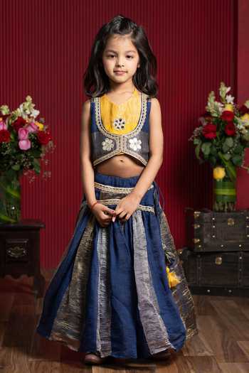 Kirti Agarwal - Pret N Couture_Yellow Chanderi Silk Embroidered Jacket Lehenga Set _Online_at_Aza_Fashions