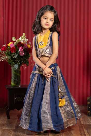 Buy_Kirti Agarwal - Pret N Couture_Yellow Chanderi Silk Embroidered Jacket Lehenga Set _Online_at_Aza_Fashions