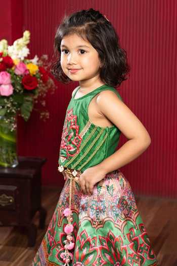 Kirti Agarwal - Pret N Couture Green , Cotton, Chanderi Printed Lehenga And Blouse Set Online at Aza Fashions Kirti Agarwal - Pret N Couture_Green , Cotton, Chanderi Printed Lehenga And Blouse Set _Online_at_Aza_Fashions