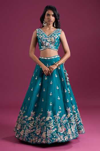 Buy Samyukta Singhania Green Tissue V-neck Sequins Embroidered Lehenga Set Buy_Samyukta Singhania_Green Tissue V-neck Sequins Embroidered Lehenga Set