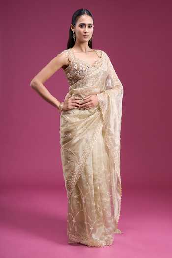 Samyukta Singhania_Gold Organza, Tissue Sweetheart Neck Handwork Saree With Embroidered Blouse _at_Aza_Fashions