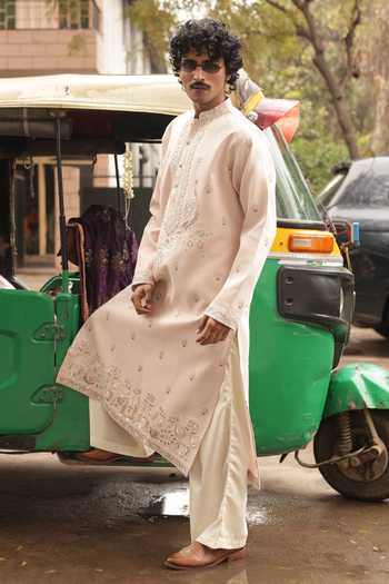 Dev Ki Raha_Pink Silk Auto Wala Embroidered Kurta Set _at_Aza_Fashions