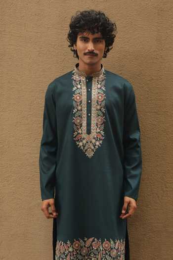 Dev Ki Raha_Green Silk Sherwala Embroidered Kurta Set _Online_at_Aza_Fashions