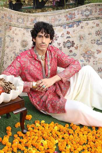 Buy_Dev Ki Raha_Red Georgette Gulbaag Embroidered Kurta Set 