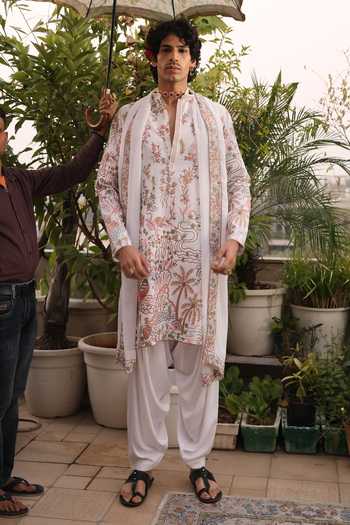 Shop_Dev Ki Raha_Multi Color Georgette Bahaar Embroidered Kurta Set With Stole _Online_at_Aza_Fashions