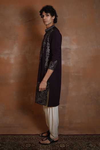 Dev Ki Raha_Wine Gulzar Embroidered Kurta And Salwar Set _Online_at_Aza_Fashions