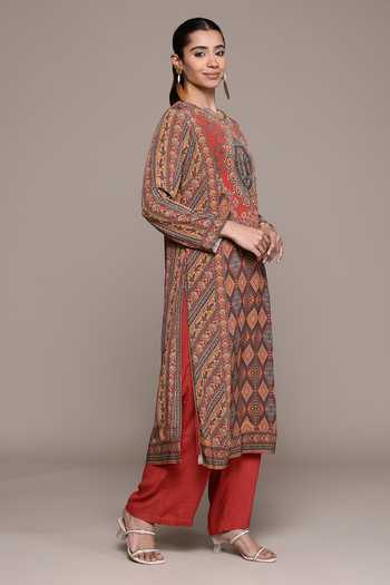 Shop Ritu Kumar Orange Crepe, Viscose Round Neck Geometric Print Kurta Set Online at Aza Fashions Shop_Ritu Kumar_Orange Crepe, Viscose Round Neck Geometric Print Kurta Set _Online_at_Aza_Fashions