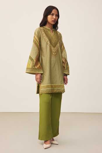 Buy_Ritu Kumar_Green Chanderi, Crepe Keyhole Neck, Yes Alifia Printed Kurta And Pant Set _Online_at_Aza_Fashions
