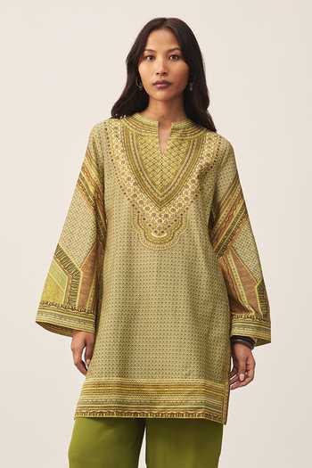 Buy_Ritu Kumar_Green Chanderi, Crepe Keyhole Neck, Yes Alifia Printed Kurta And Pant Set 