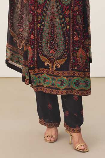 Ritu Kumar_Black Cotton, Viscose V-neck, Yes Kalamjama Print Kurta Set _at_Aza_Fashions