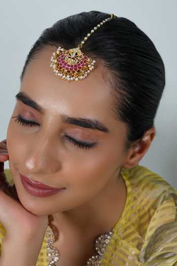 Shlok Jewels Kundan Embellished Maangtikka 