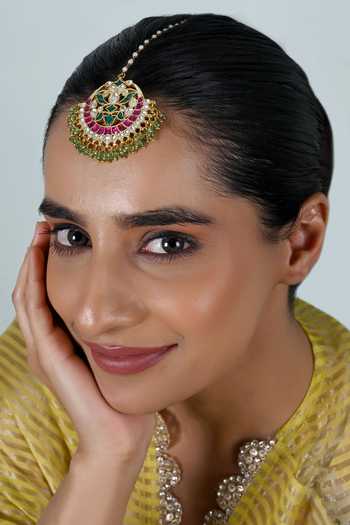 Shlok Jewels Kundan Embellished Maangtikka 