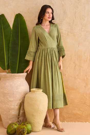 Shop_Taro_Olive Green Cotton V-neck Fern Dress 
