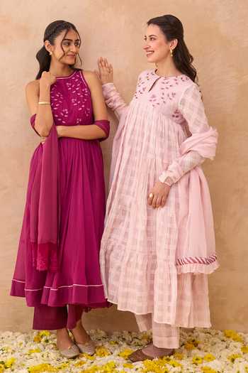 Buy_Taro_Magenta Cotton, Chiffon Round Neck Berry Bash Embroidered Anarkali Set 