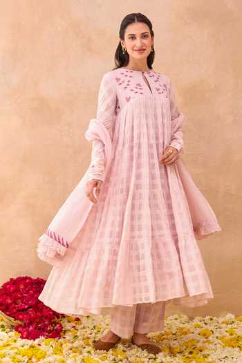 Buy_Taro_Pink Cotton, Kota Doria Keyhole Neck Affair Checkered Pattern Anarkali Set _Online_at_Aza_Fashions