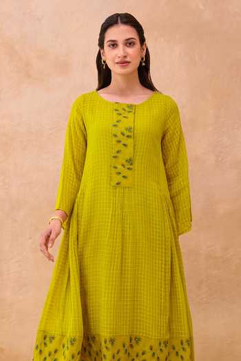 Taro_Green Cotton Round Neck Sunlilt Meadow Dress _Online_at_Aza_Fashions