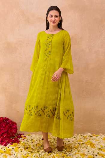 Buy_Taro_Green Cotton Round Neck Sunlilt Meadow Dress _Online_at_Aza_Fashions