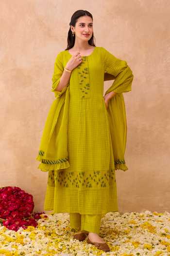 Shop_Taro_Green Cotton, Kota Doria Scoop Neck Amber Bloom Embroidered Kurta Set _Online_at_Aza_Fashions