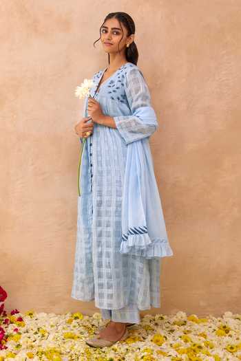 Buy_Taro_Blue Cotton V-neck Skyloom Floral Embroidered Dress 