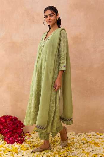 Buy_Taro_Green Cotton, Kota Doria V-neck, Yes Sage Embroidered Kurta Set _Online_at_Aza_Fashions