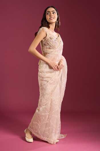 Samyukta Singhania_Cream Organza, Tissue Sweetheart Neck Tonal Handwork Saree With Blouse _at_Aza_Fashions