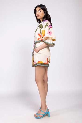 Poppi_Multi Color Bemberg Mandarin Collar Floral Printed Shirt And Skorts Set _Online_at_Aza_Fashions